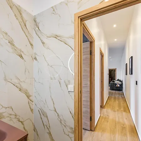 Appartement Loggias - Somptueux 4 Pièces - Parking - Terrasse - *