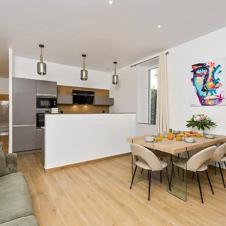 Appartement Loggias - Somptueux 4 Pièces - Parking - Terrasse -