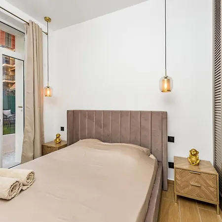 Appartement Loggias - Somptueux 4 Pièces - Parking - Terrasse - *